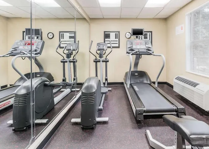 Suburban Studios Blue Ash-Cincinnati